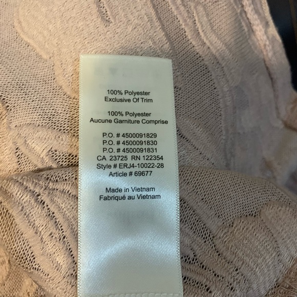 Aritzia Wilfred top pink - Picture 6 of 7